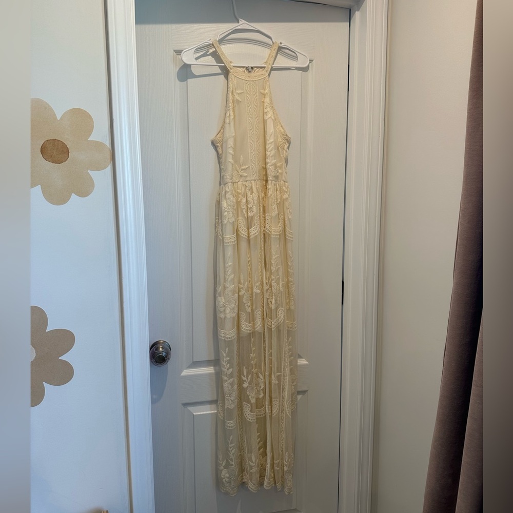Elegant Cream Lace Maxi Dress